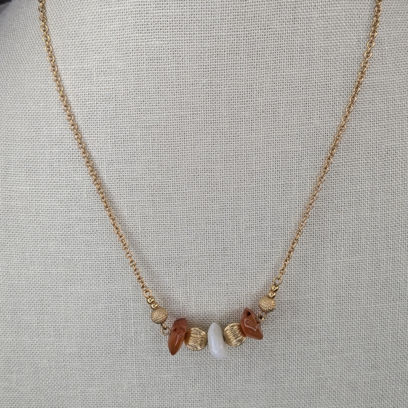 Avon Gold and Brown Beaded Necklace - Picture 2 of 5